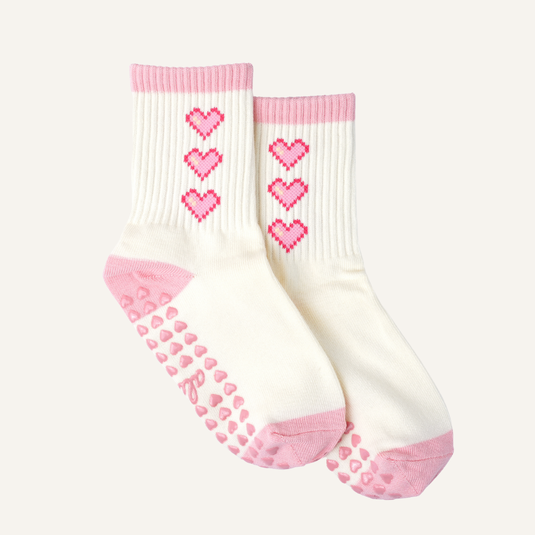 LAUVIE Grip Socks in Pink