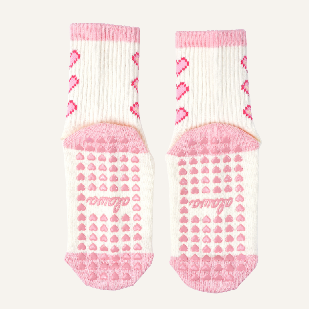 LAUVIE Grip Socks in Pink